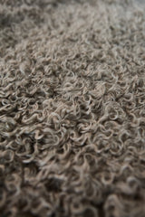 CURLY GOATSKIN RUG – Silver Grey