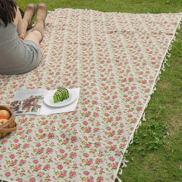 Cute Floral Cottagecore Picnic Blanket